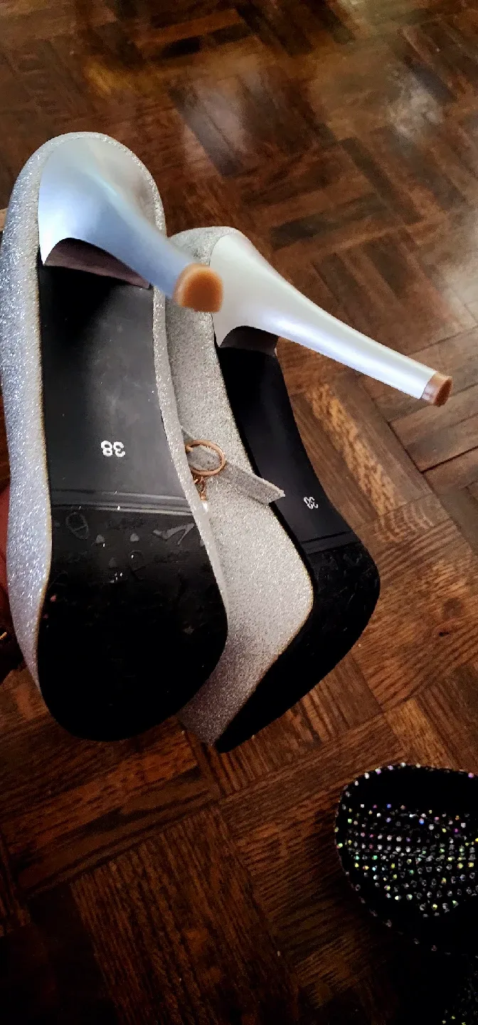 Silver Glitter Heels - Size 8 image indicator(2)