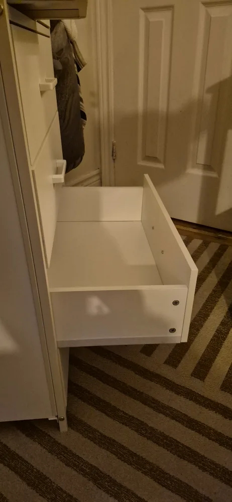 White 6-Drawer Dresser image indicator(3)