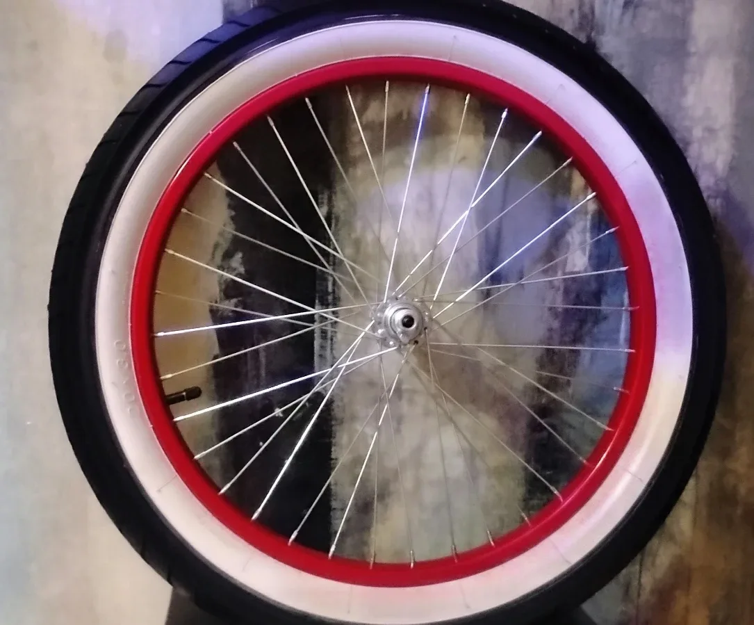 20 x 3.0 Bicycle Wheel - Red/White