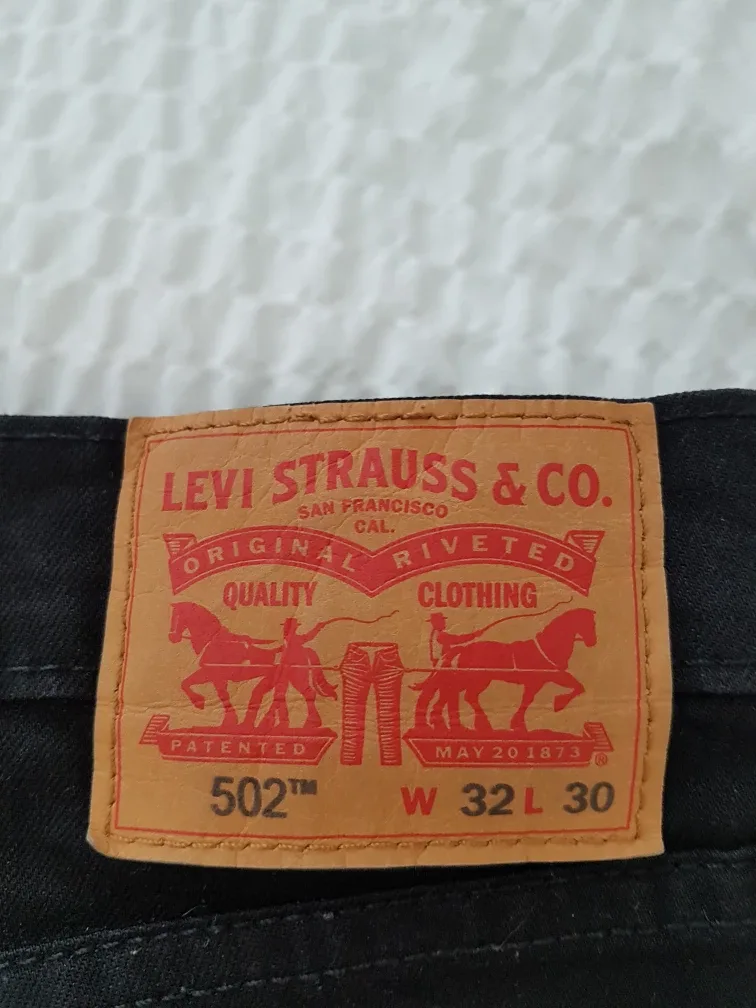 Levi's 502 Black Jeans - W32 L30 image indicator(6)