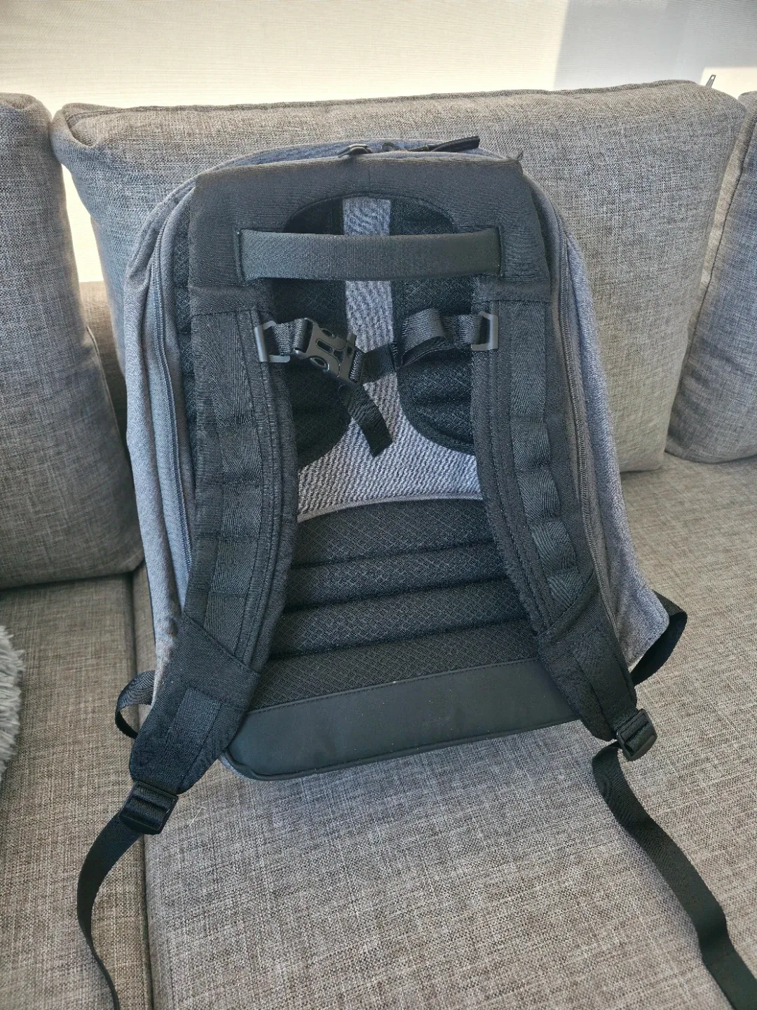 Targus CityLite Pro Security Backpack 15.6" - Grey image indicator(2)