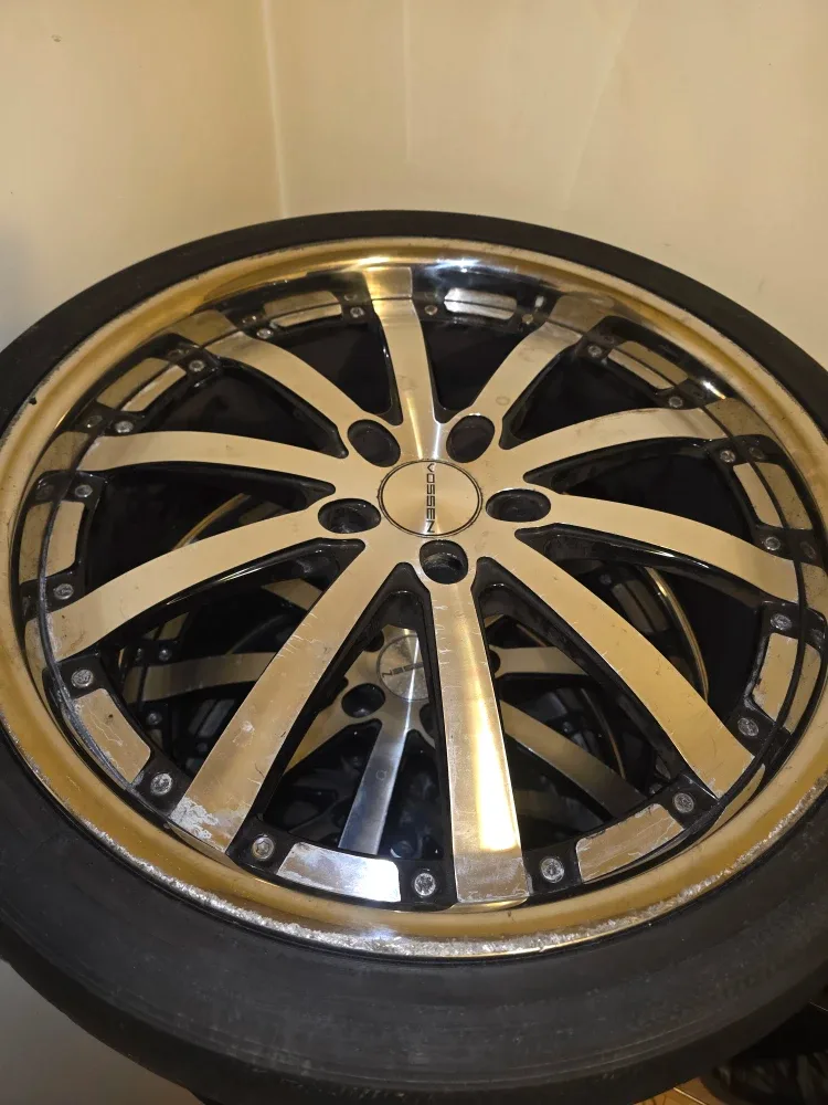 Set of 4 Used Tires 265/35ZR22