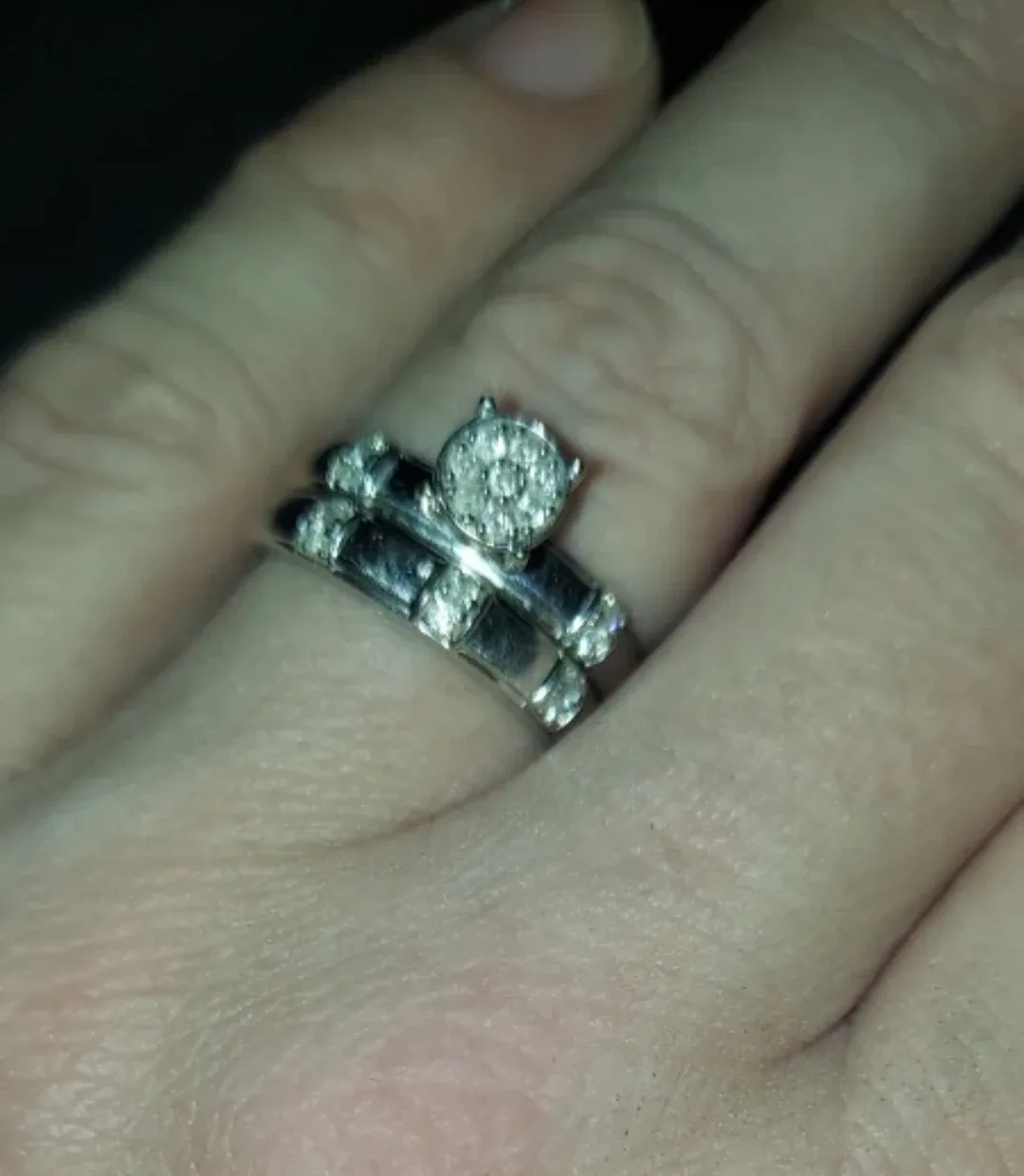 Wedding & Engagement 10k white gold Ring Set image indicator(6)