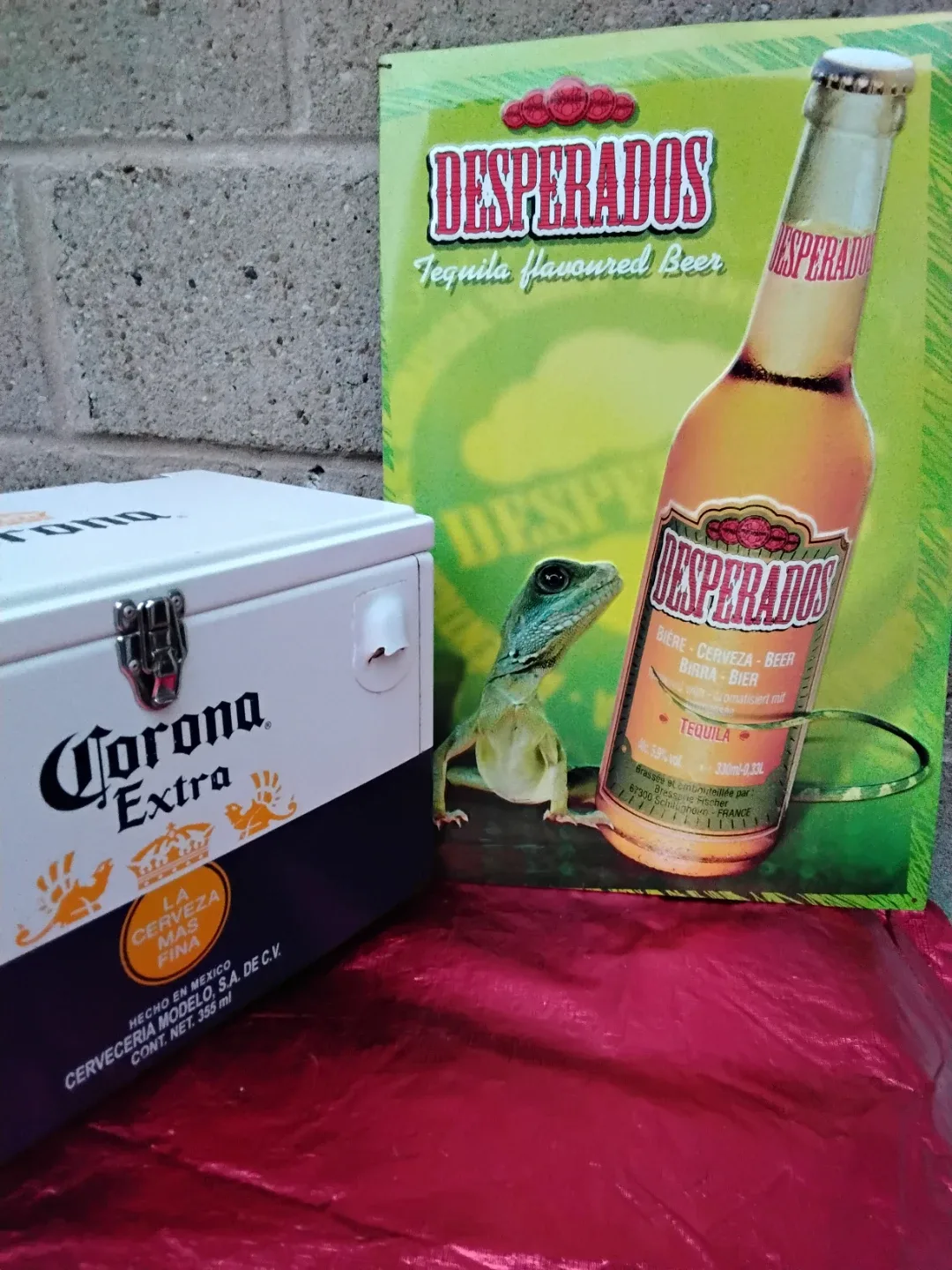 🍻🍺Corona Extra Cooler & Desperados Sign 🦎