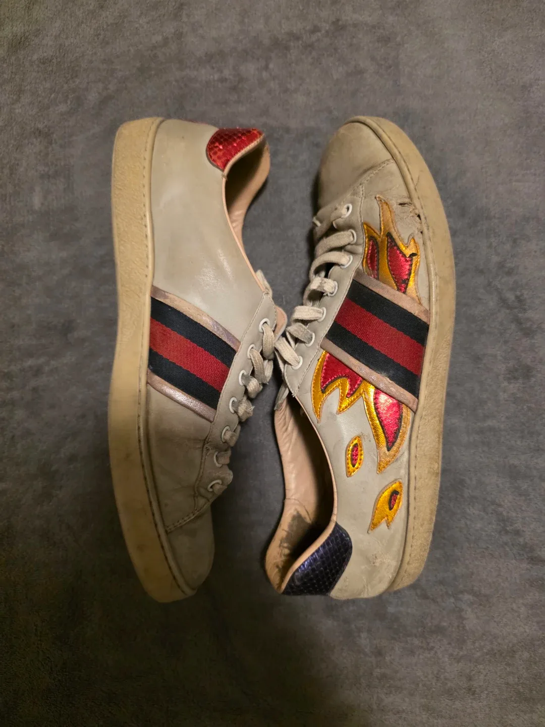 Gucci Ace Flames (READ DESCRIPTION) image indicator(2)
