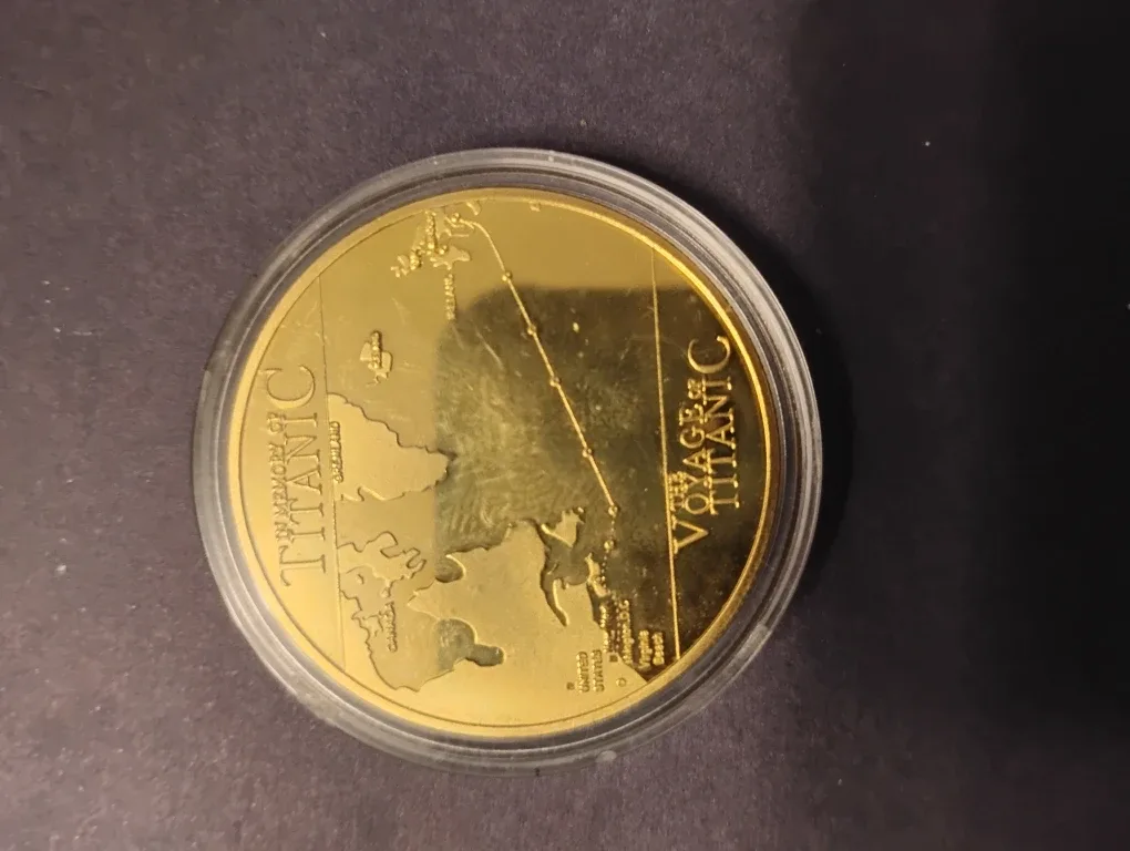 Titanic gold coloured coin image indicator(2)