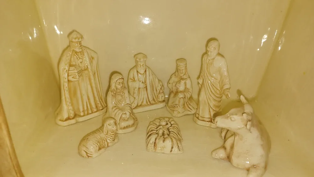 Vintage Nativity Set Figurines