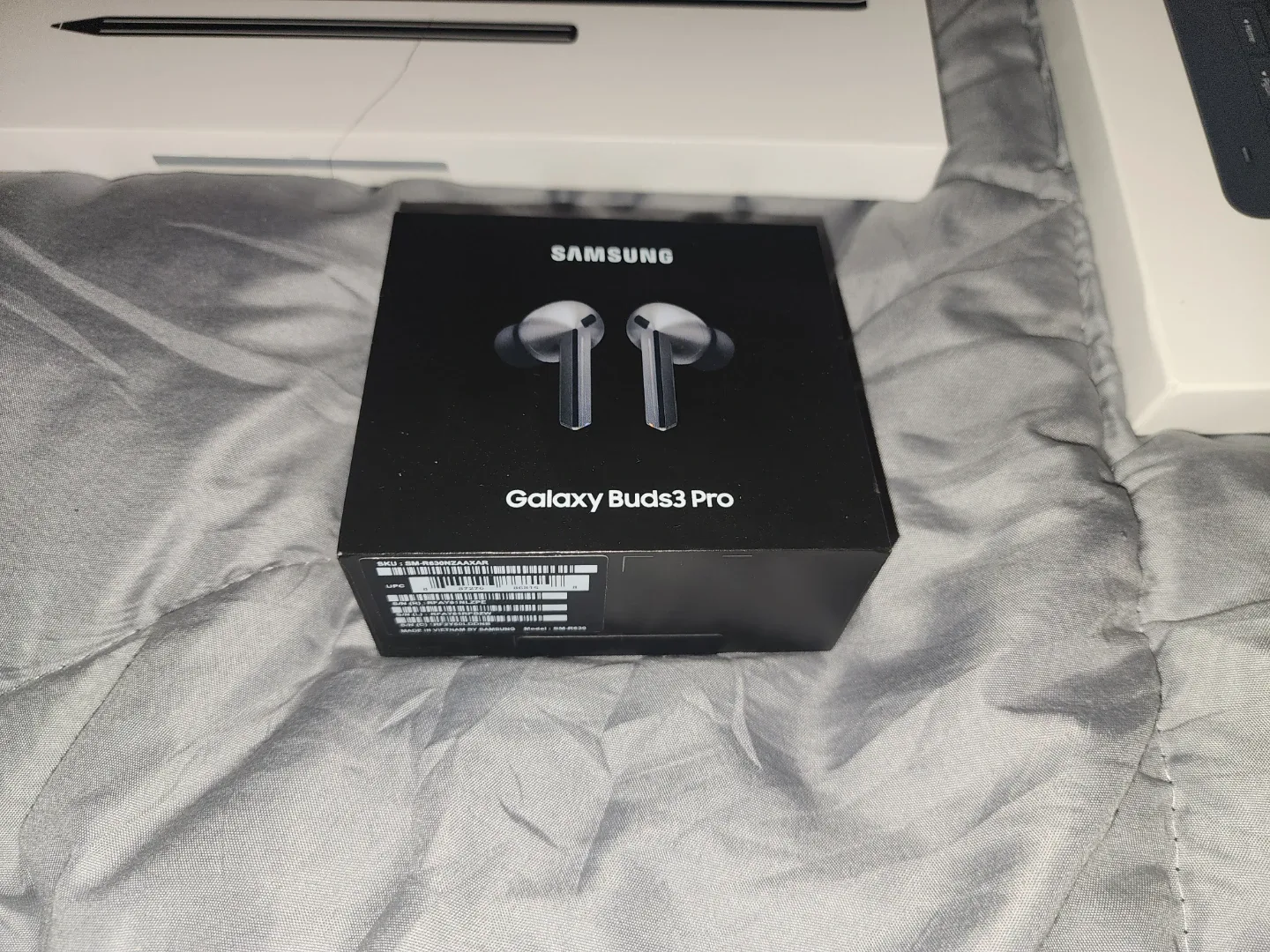 Samsung Galaxy Tab S11 Ultra Bundle - New! image indicator(3)