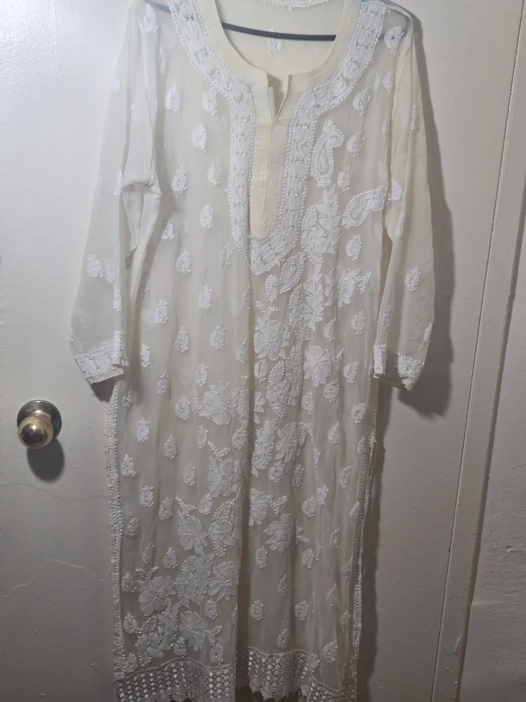 White Embroidered Kurti Dress image indicator(2)