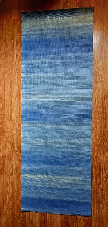 Gaiam Yoga Mat - Blue Gradient ✨️ image indicator(2)