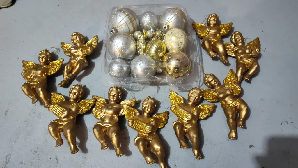 9 Gold Angel & Ornament Set