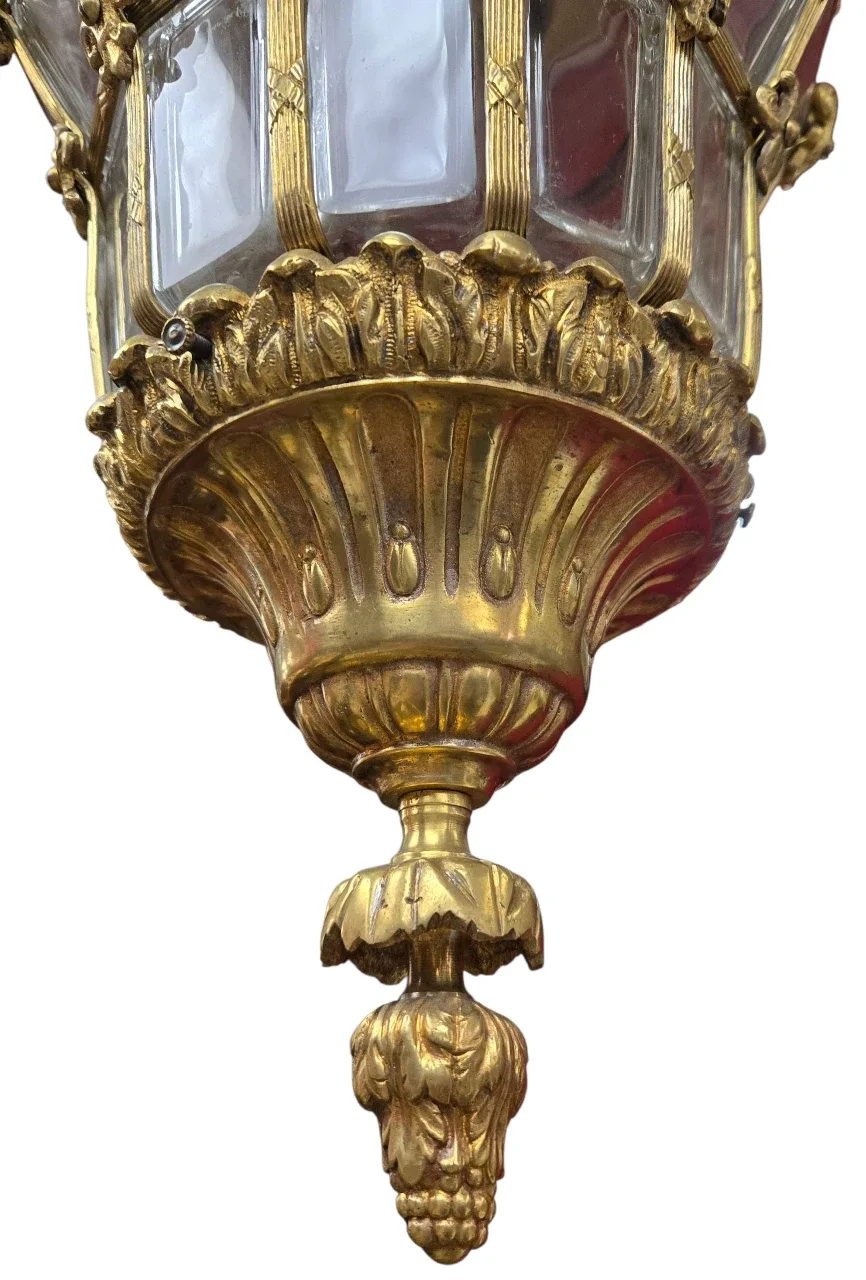 Antique Style Brass & Glass Lantern image indicator(4)