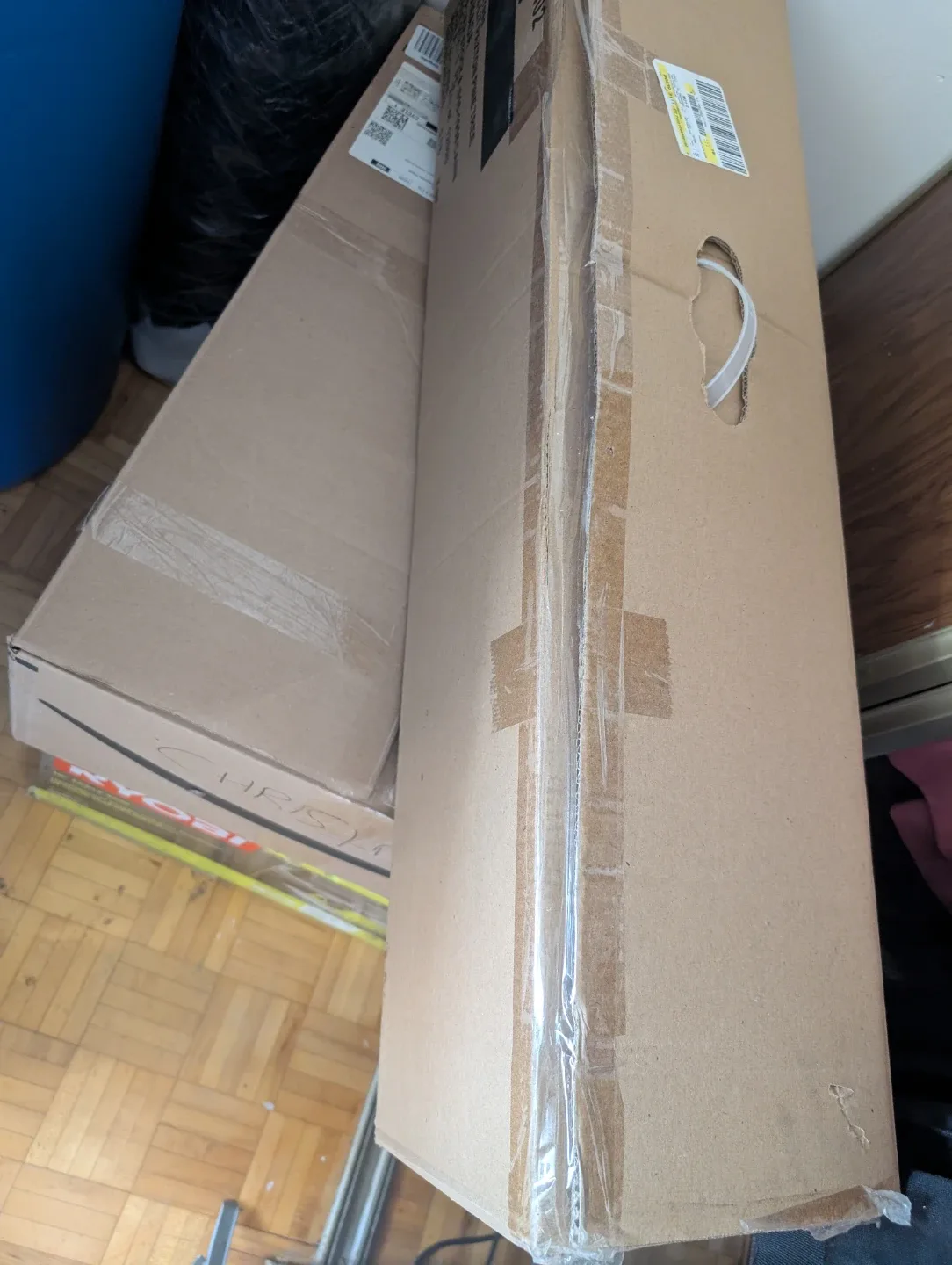 Holiday Time 6.5 ft Pre-Lit Christmas Tree image indicator(2)