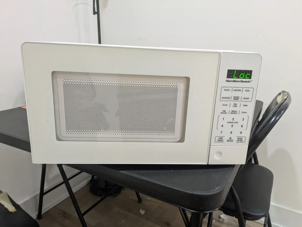 Hamilton Beach Microwave - White