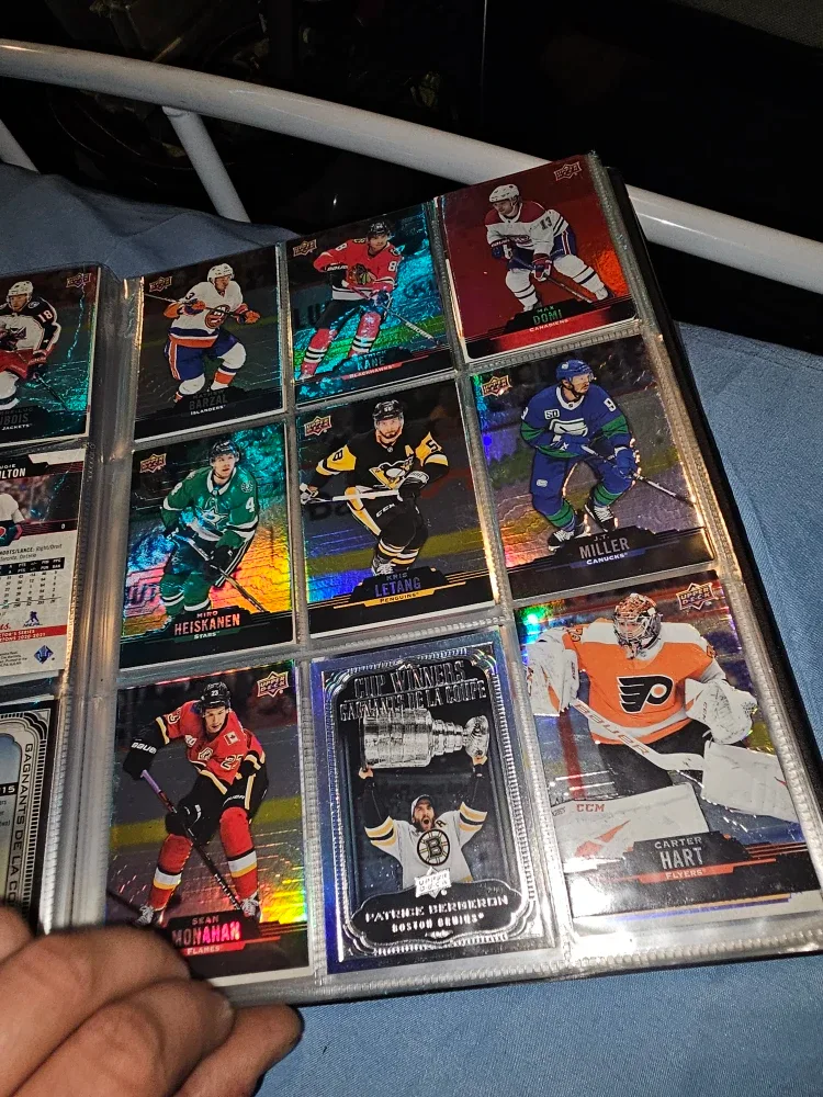 Upper Deck Hockey Cards image indicator(8)