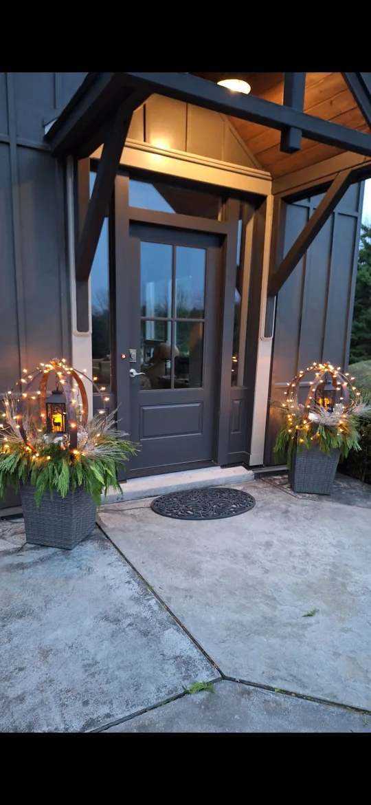 Metal Garden Sphere Decor image indicator(3)