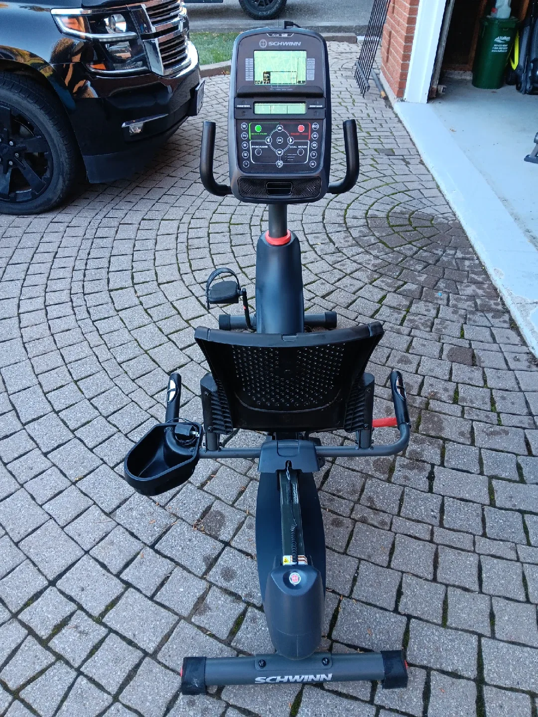 Schwinn 230 Recumbent Bike image indicator(3)