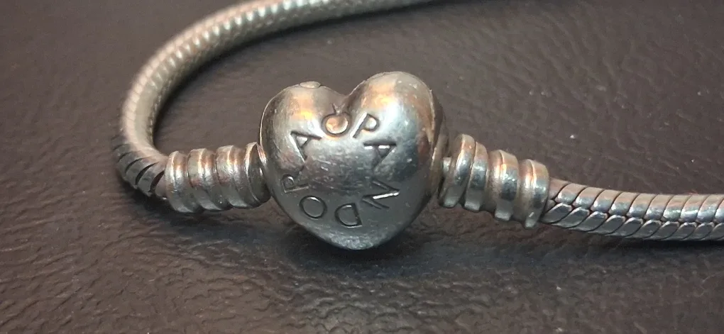 Pandora Silver initial "N" and Birthday Cake Charm Bracelet image indicator(6)