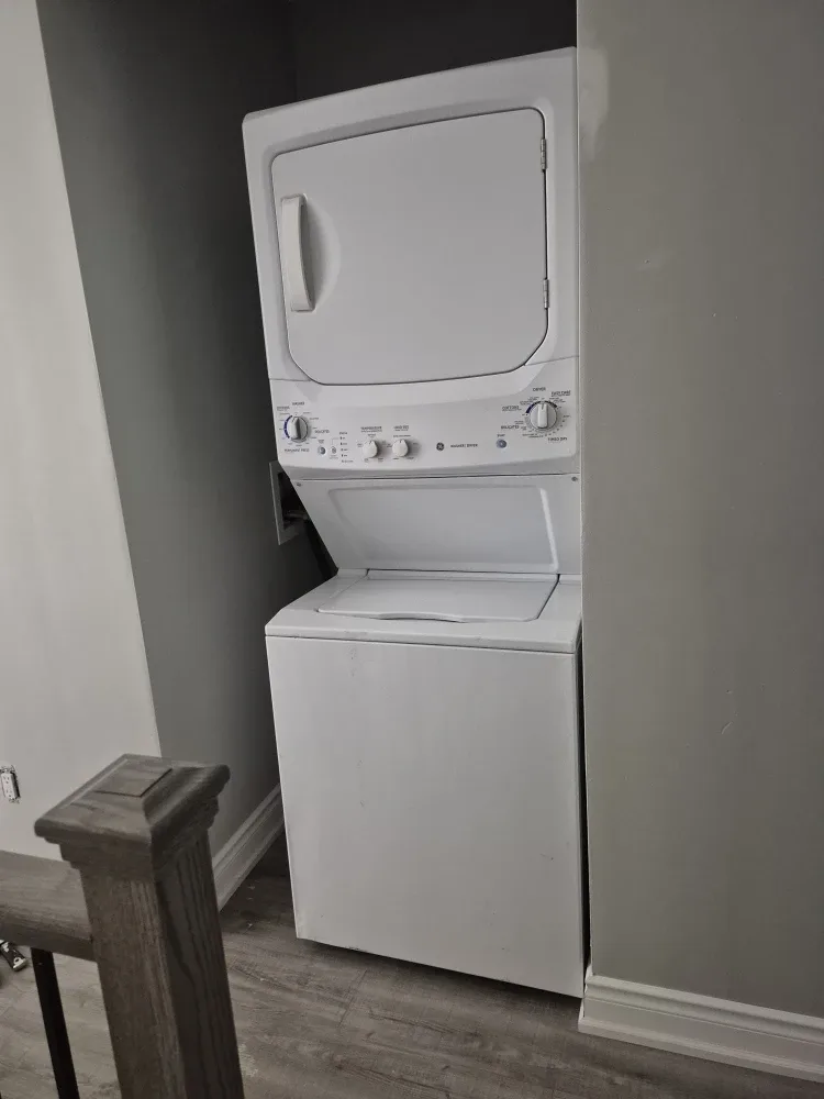 1 Bed 1 Bath Apartment image indicator(2)