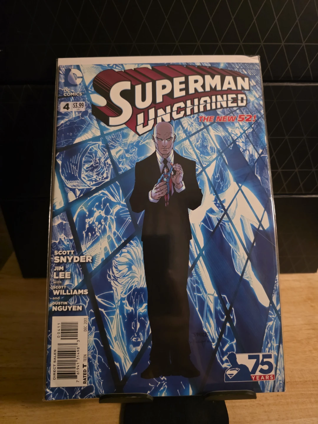 Superman Unchained #4 Comic Book