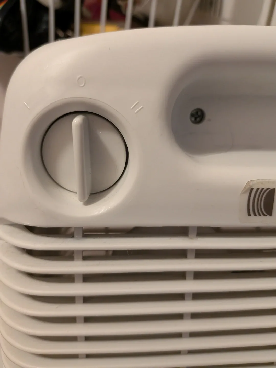 Marvin White Box Fan 9" x 12" image indicator(5)