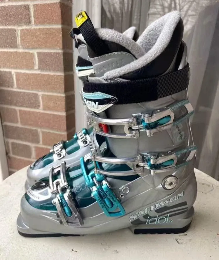 Elan Starr Skis 150cm & Salomon Idol Ski Boots image indicator(4)