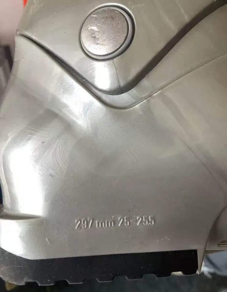 Elan Starr Skis 150cm & Salomon Idol Ski Boots image indicator(6)