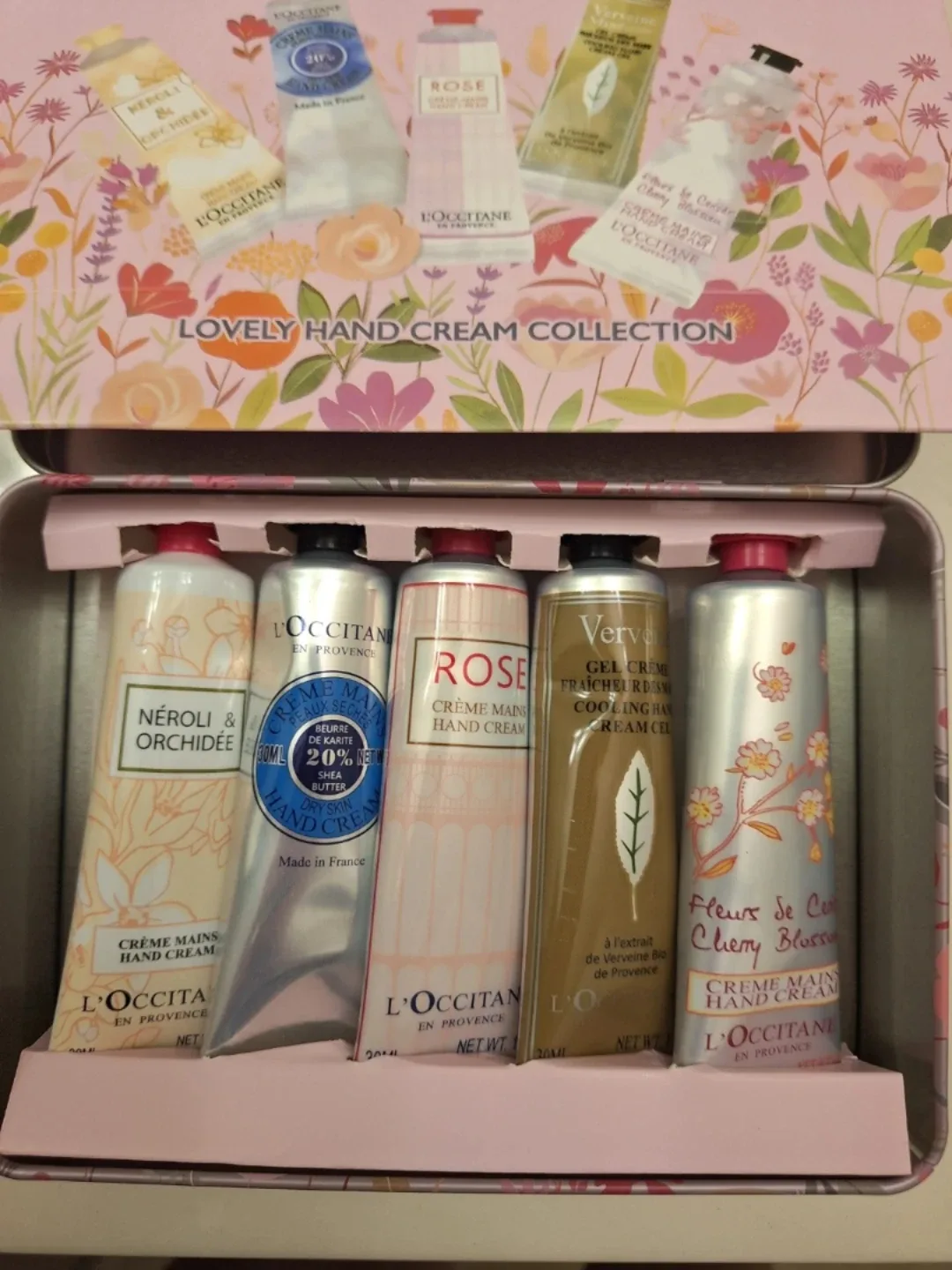 L'Occitane Hand Cream Collection (5 x 30ml) NEW image indicator(2)