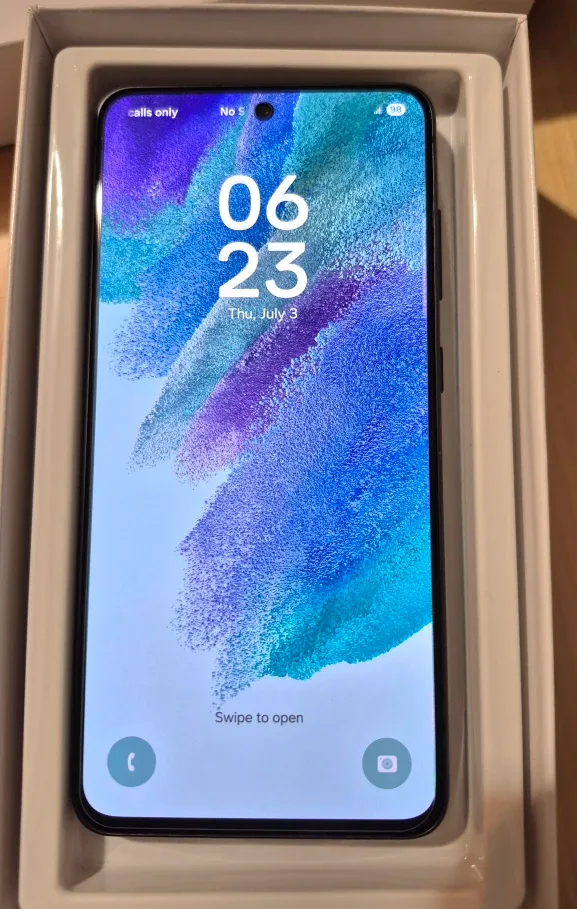 LNIB)Samsung Galaxy S21 FE 128GB Unlocked Black