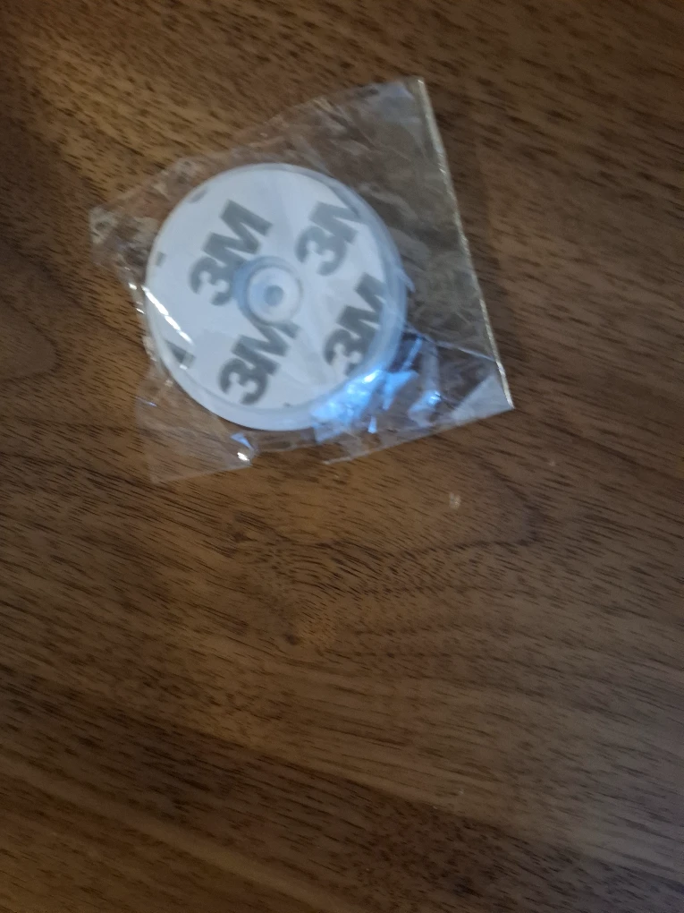 Phone holder Brewing Button Pin - photo 2