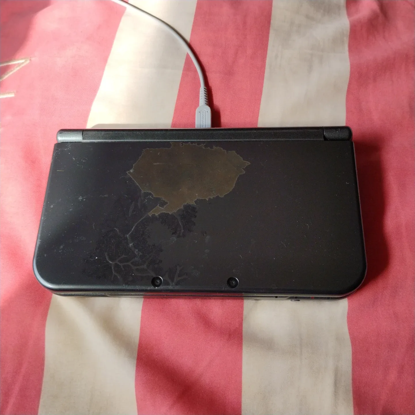 Nintendo 3DS XL Handheld Console - Black image indicator(2)