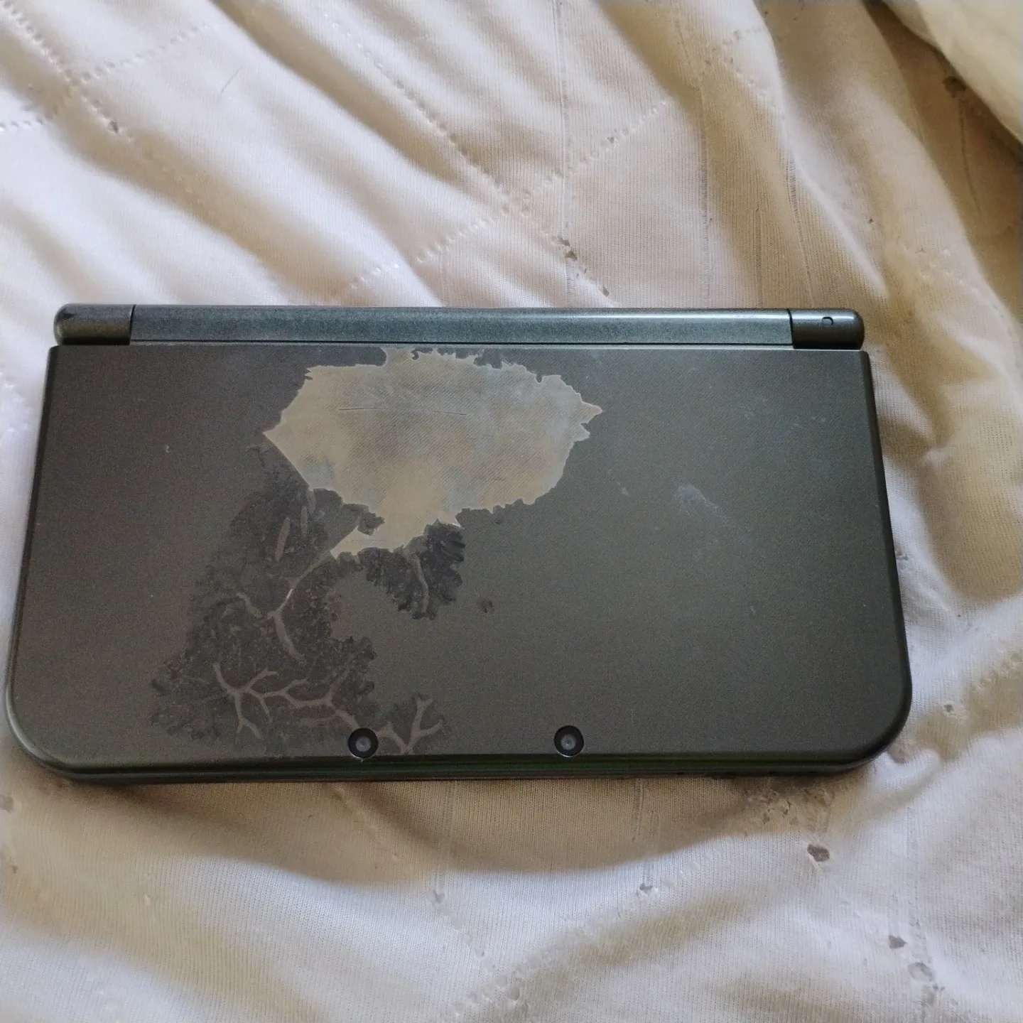 Nintendo 3DS XL Handheld Console - Black image indicator(4)