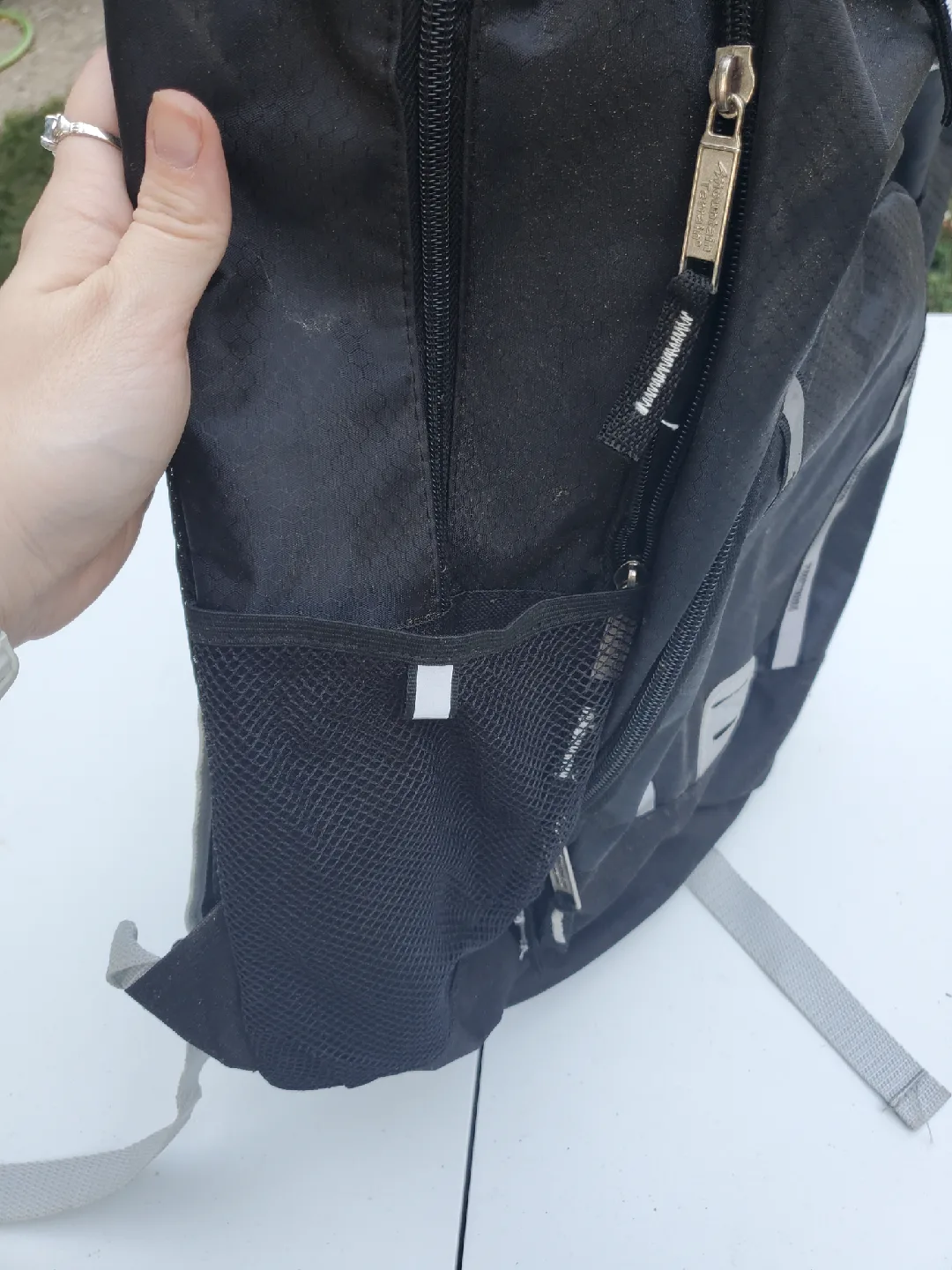 Mountain Terrain Black Backpack image indicator(5)