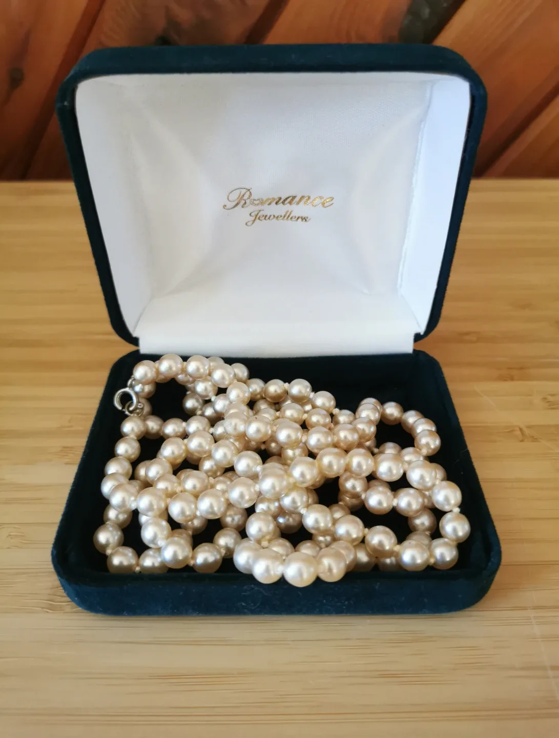 Vintage Long Pearl Necklace thumbnail