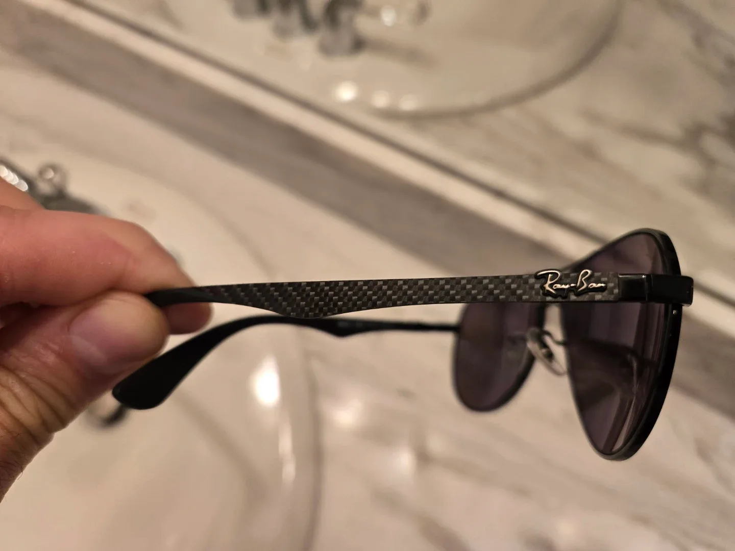 Brand new authentic Ray-Ban Aviator sunglasses image indicator(7)