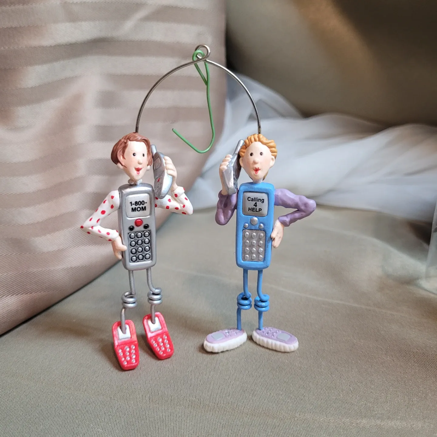 Hallmark Keepsake Collectible Ornament - The Mom-Daughter Line image indicator(3)