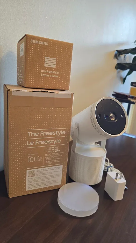 Samsung Freestyle Projector 2nd Gen & Battery