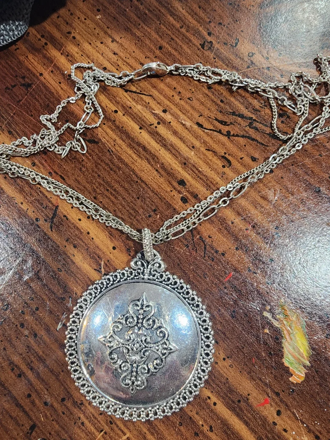 Necklaces image indicator(3)