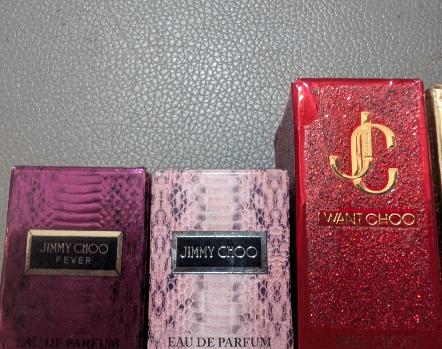 Jimmy Choo & Versace Perfume Set image indicator(3)