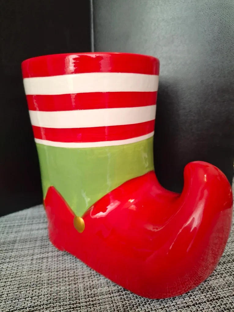 Elf Boot Vase - Red, Green, and White image indicator(2)