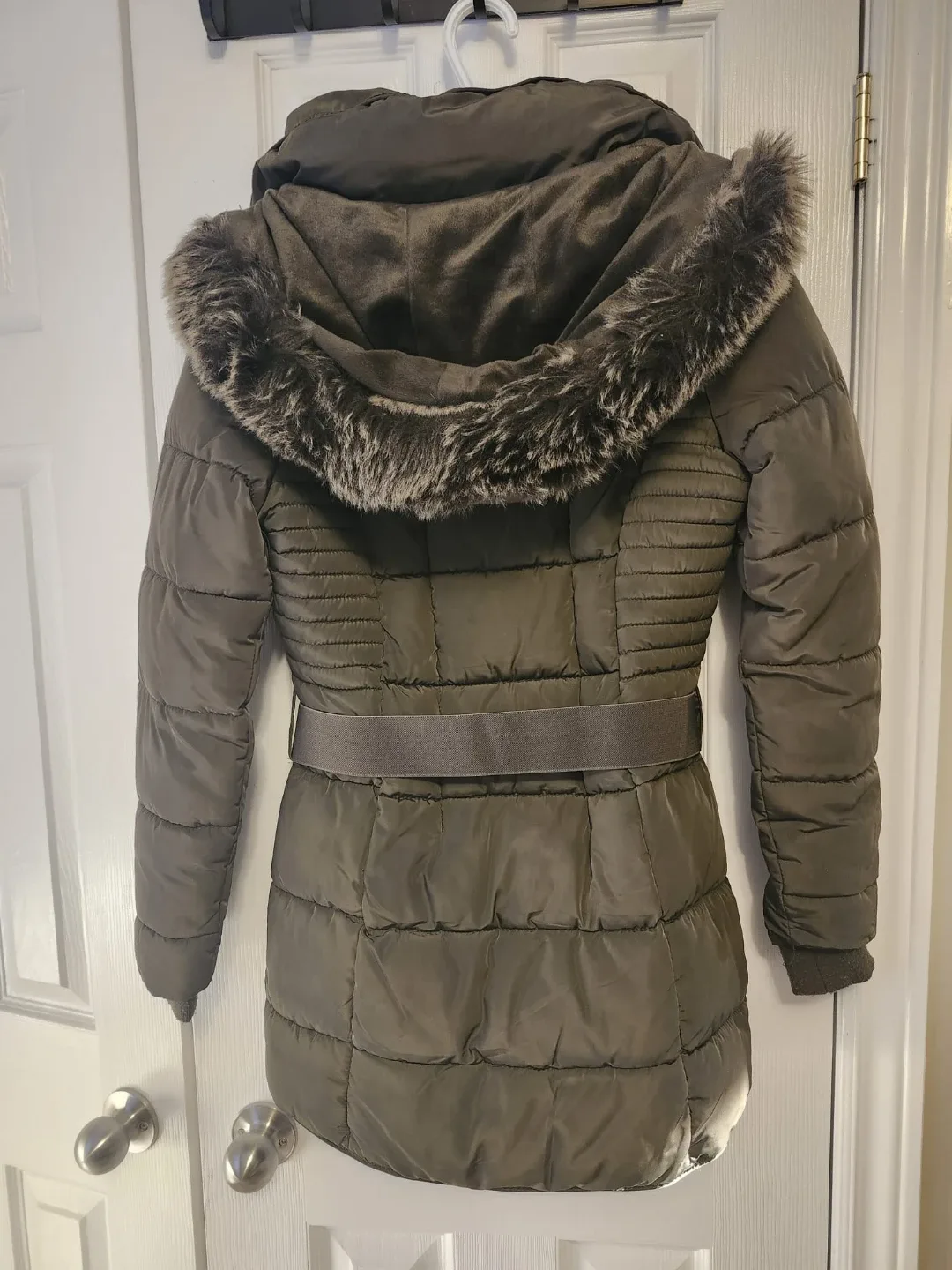 YMI Collection Olive Green Puffer Coat - Size S image indicator(2)