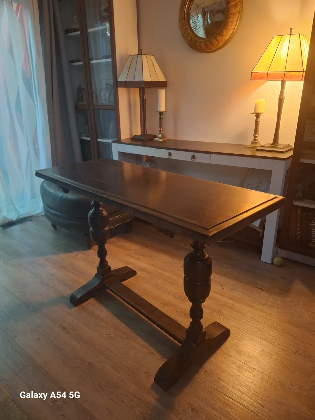 Antique Style Dark Wood Table image indicator(4)