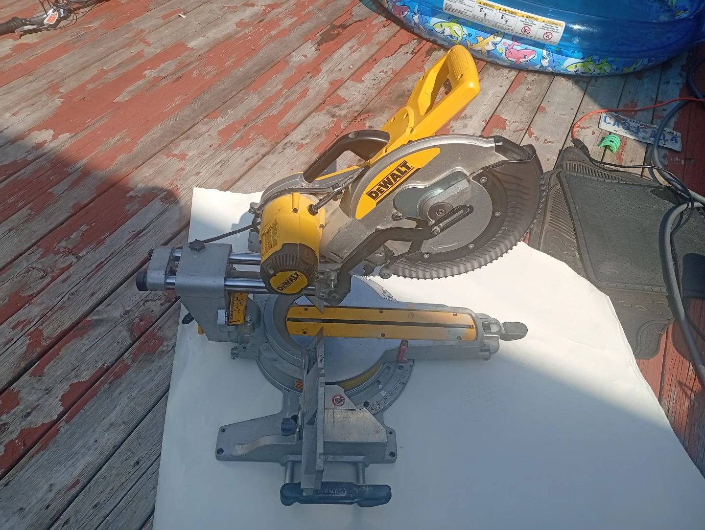 DeWalt Compound Miter Saw 12 in blade - photo 4