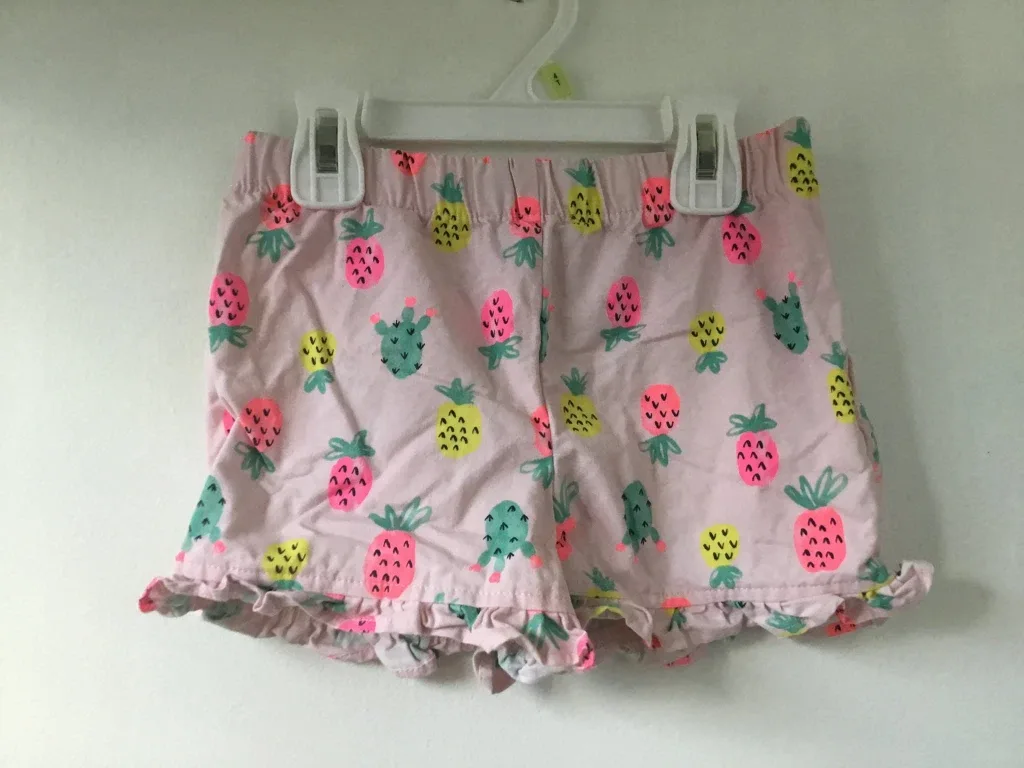 Girls sz 5 shorts/skorts $4 each image indicator(4)