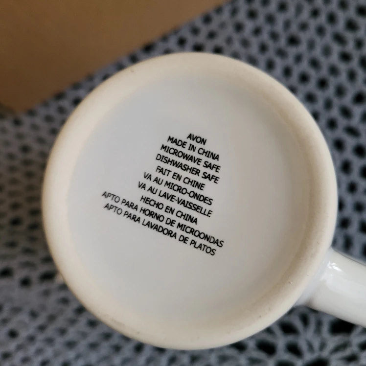 Avon Holiday Joy Mug with Box - photo 4