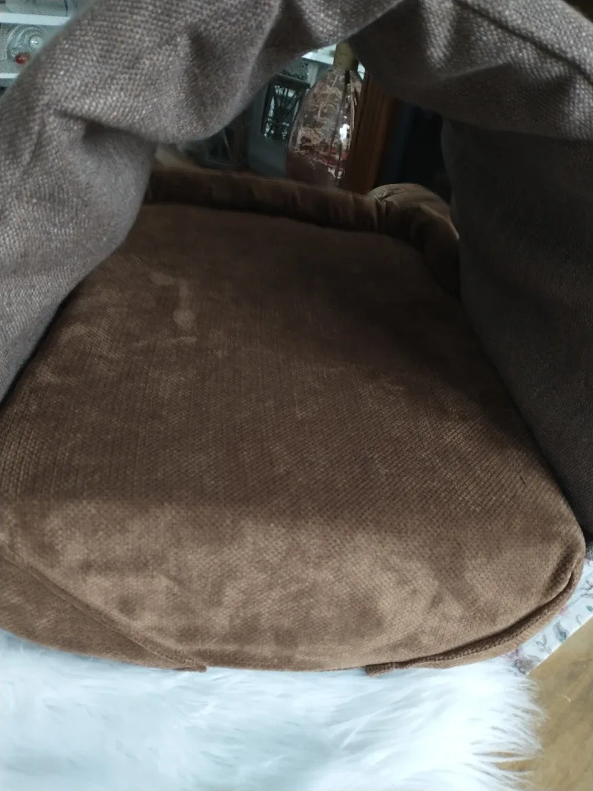 Brown Pet Cave Bed image indicator(2)
