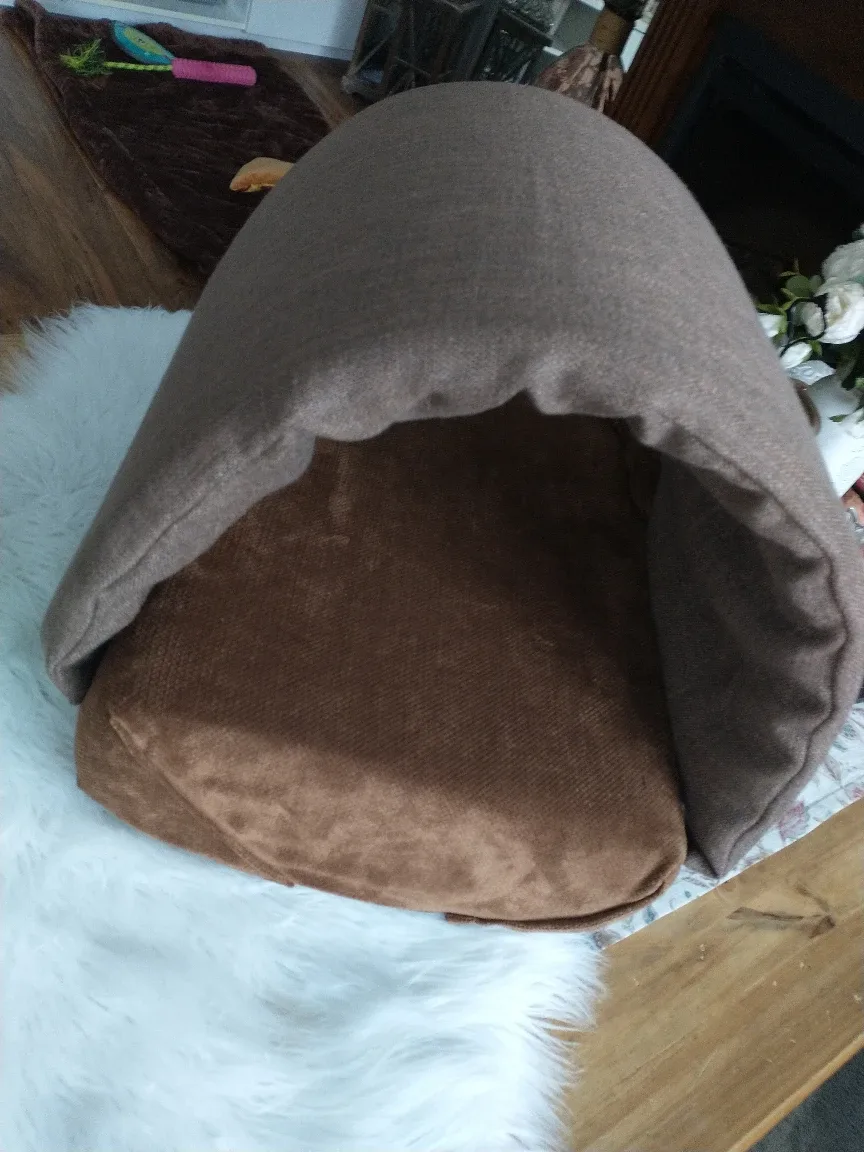 Brown Pet Cave Bed image indicator(3)