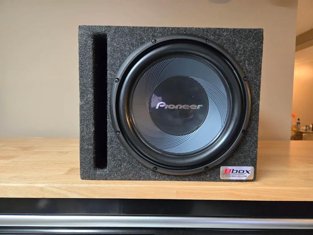 Brand New Pioneer 12" Subwoofer With SPL Vented Enclosure image indicator(3)