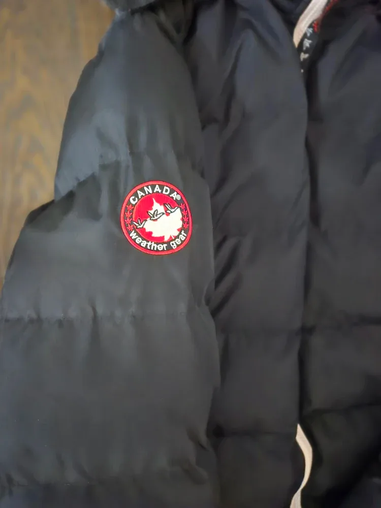 Canada Weather Gear Black Puffer Jacket Women XL image indicator(3)