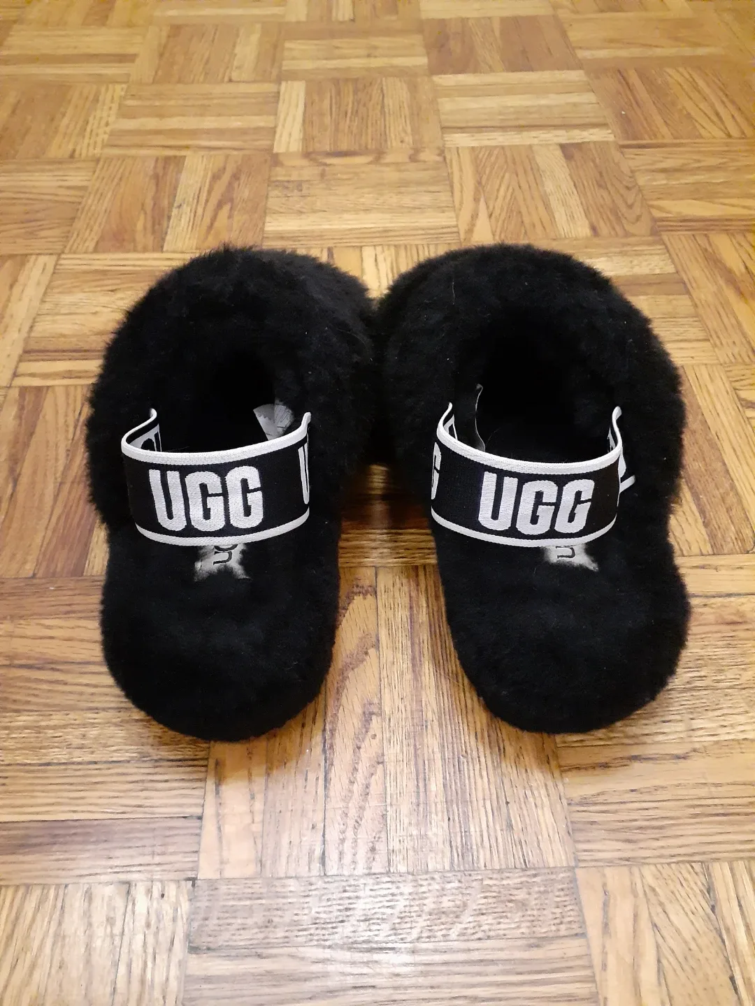 UGG Fluff Yeah Slides - Black